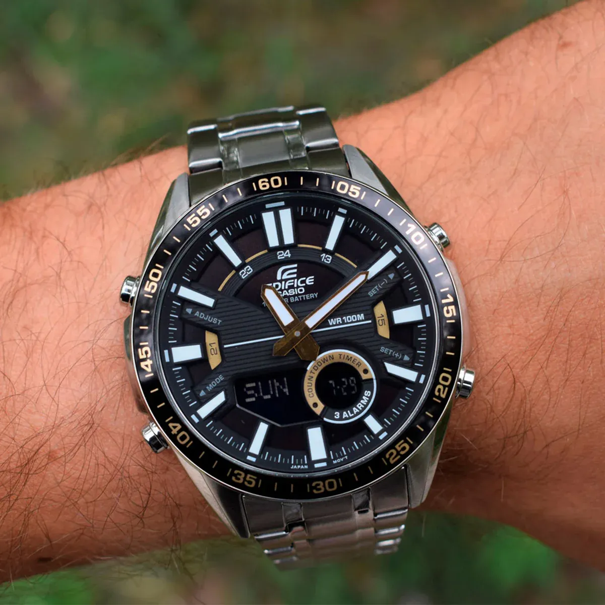 ساعت کاسیو ادیفایس مردانه مدل EFV-C100D