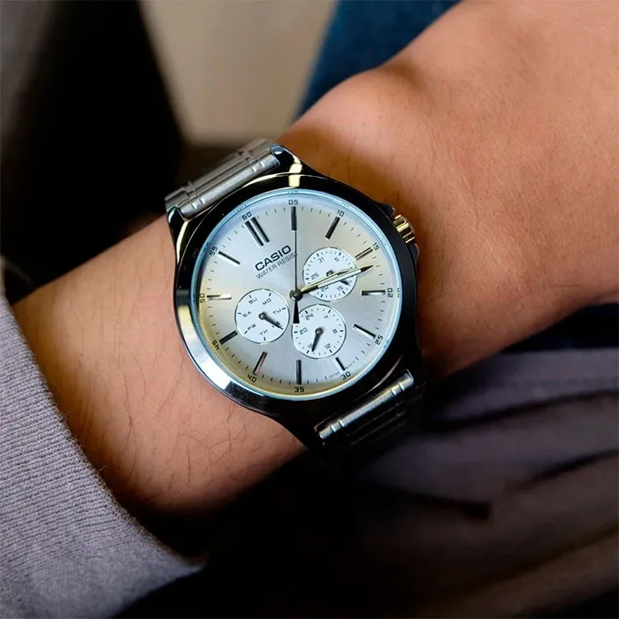 ساعت کاسیو مردانه مدل MTP-V300D روی دست
